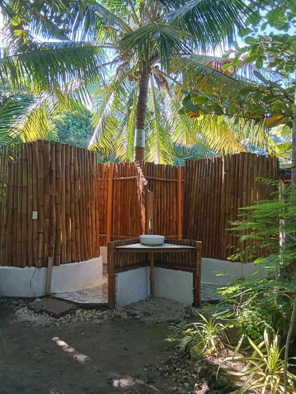 Georgia'S Neverland Hostel Malapascua-sziget Kültér fotó